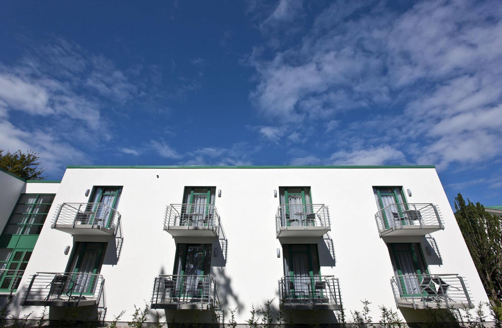 Parkhotel IV Jahreszeiten Ostseebad Kühlungsborn エクステリア 写真