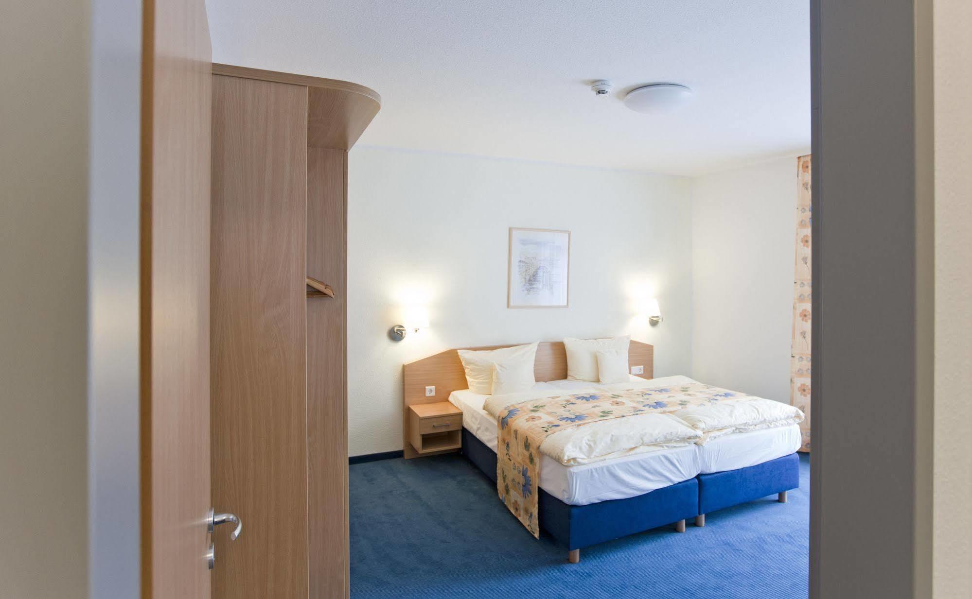 Parkhotel IV Jahreszeiten Ostseebad Kühlungsborn エクステリア 写真